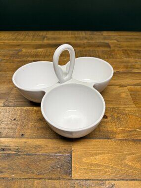 Linens N Things Condiment Tray
